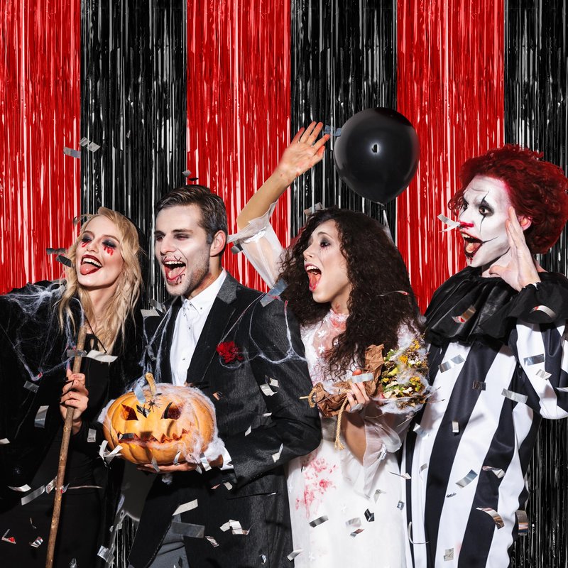 4 Pack Halloween Wall Backdrop, 3.28 FT x 7.05 FT Red and Black Party Streamer, Metallic Tinsel Curtains Fringe Backdrop Foil Streamer, Halloween Hanging Decor Casino Theme Party Decorations