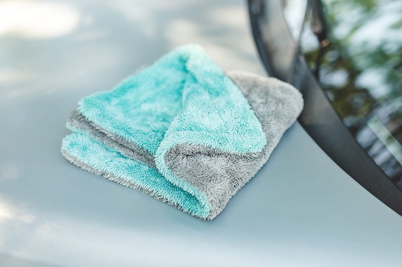 The Rag Company, The Liquid8r, Absorbent 70/30 Blend Microfiber Drying Towel for Cars, Trucks, and SUVs, Safe for Detailing, Scratch-Free, Twist Loop, 1100 GSM, 16x16 Inches, Aqua Blue/Grey, 2-Pack