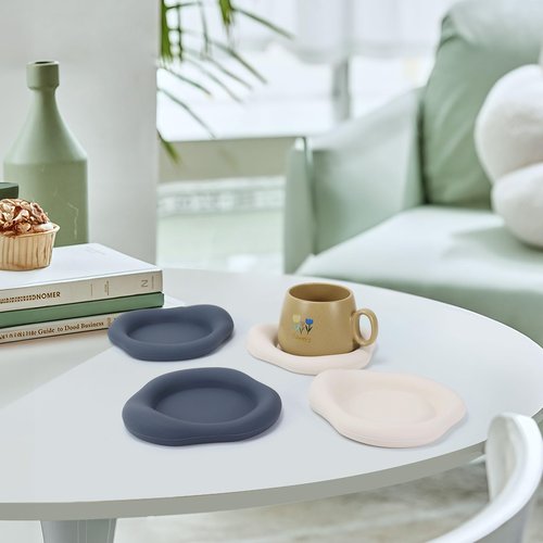 etspolt Cloud Shaped Silicone Coasters Set of 4, Absorbent Drink Pads 5.9 Inch White and Navy Blue Table Decor for Home Office