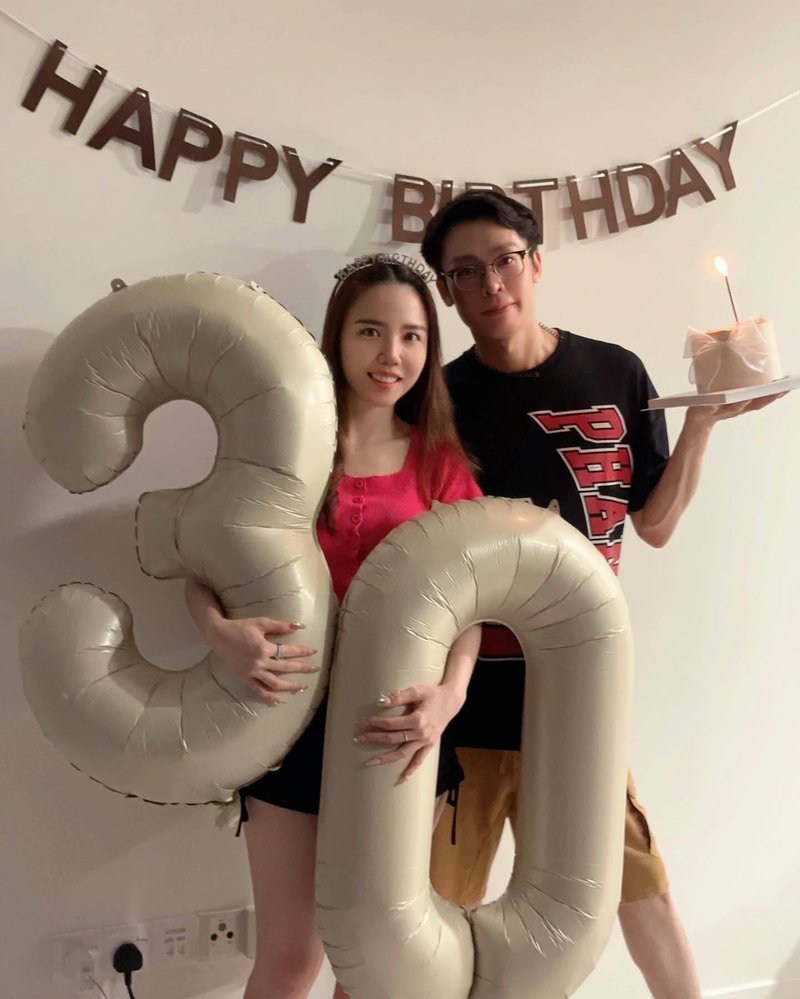 Cream Number 9 Balloon 40 Inch, 9th Birthday Party Decorations for Children, Giant 9 Foil Balloon for Party Supplies
