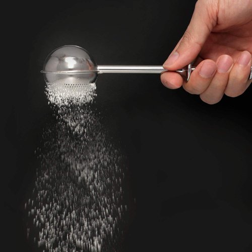 HULISEN Flour Duster for Baking, with Spring Handle, One-Handed Operation, 18/8 Stainless Steel Pick Up and Dust Flour Sifter, Dusting Wand for Sugar, Flour and Spices, Gift Package