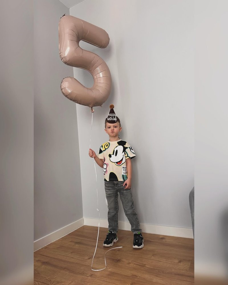 Light Brown 5 Balloon, Tan Number Balloons 40 Inch, Beige 5th Birthday Balloon Decorations, Light Brown Party Supplies, 5 Number Balloons, Number 5 Balloon