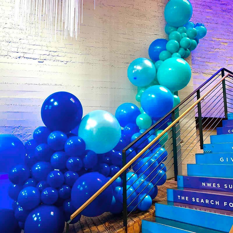 PartyWoo Blue Balloons 140pcs Different Sizes of 18 12 10 5 Inch Navy Blue Balloon Arch Kit Garland for Birthday Gender Reveal Baby Shower Graduation Retirement Bachelorette Party Decorations Blue-Y59
