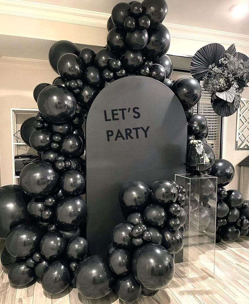 BAUANOOY 100pcs Black Balloons 12 inch, Black Latex Balloons with Ribbon for Graduation Birthday Party Decorations