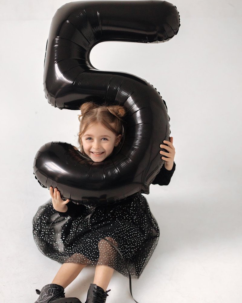Black Number 18 Balloon 40 Inch, 18th Birthday Party Decorations for Children, Giant 18 Foil Balloon for Party Supplies