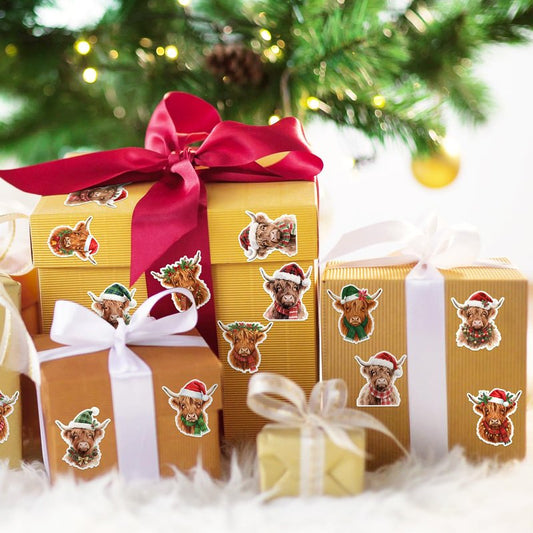 BkeeCten Christmas Highland Cow Sticker - 600 Pcs Christmas Highland Cow Waterproof Vinyl Reusable Laptop Sticker Coloring Book Scrapbook Water Bottle Page Activity Pad Party Favor Skateboard Giftwrap