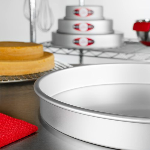 Fat Daddio's Round Cake Pan, 18 x 2 Inch, Silver