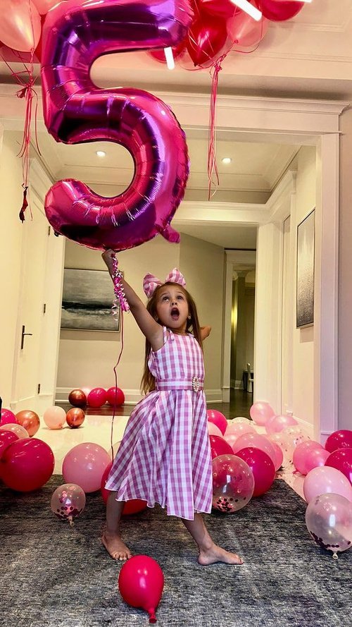 Hot Pink Number 5 Balloon 40 Inch, 5th Birthday Party Decorations for Children, Giant 5 Foil Balloon for Party Supplies