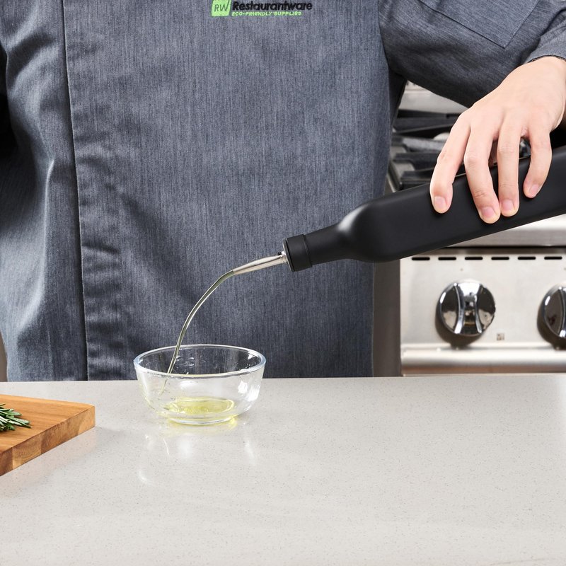 Restaurantware RW Base 16.9 Ounce Olive Oil Dispenser 1 Kitchen Oil Dispenser Bottle - With Stainless Steel Pourer Non-Leaking Black Glass Olive Oil Pourer For Cooking Or Salad Dressings