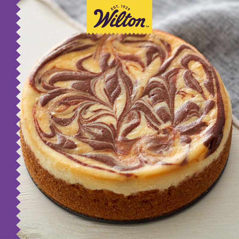 Wilton Platinum Non-Stick Spring Form Pan - Baking Pan for Cheesecakes, Deep Dish Pizzas & Bread Puddings - Scratch Resistant, Even Heat Distribution & Made Without PFAS - 9 x 2.7 Inch