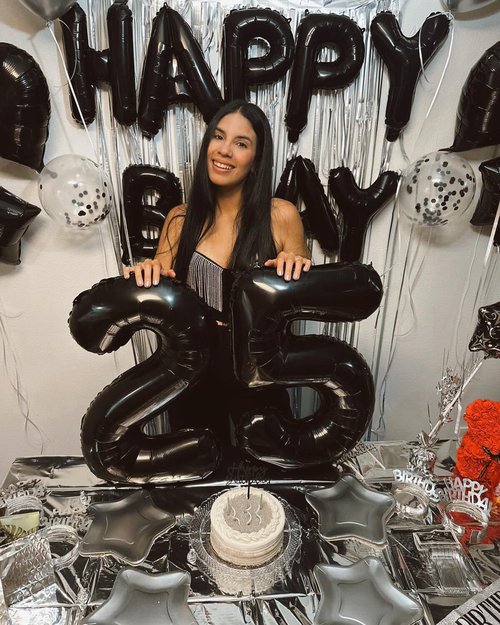 Black Number 6 Balloon 40 Inch, 6th Birthday Party Decorations for Children, Giant 6 Foil Balloon for Party Supplies