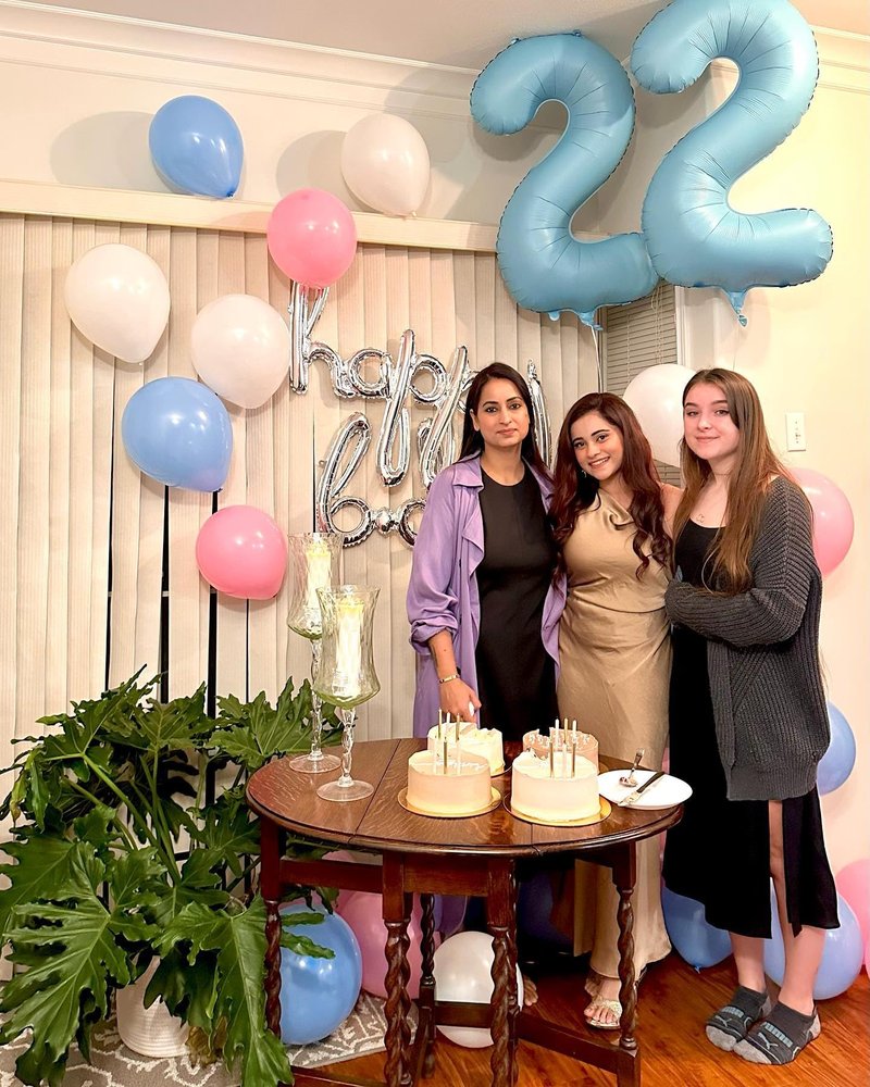 40 Inch Pearlescent Blue 1 Balloon for First Birthday, 1st Number Balloons Birthday Decorations for Girl Boy Kids Toddler Baby, One Giant Number 1 Balloon