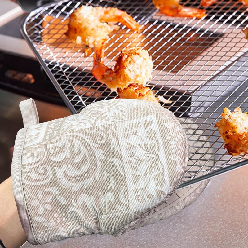 Alselo Mini Silicone Oven Mitts, Heat and Slip Resistant Kitchen Mittens 2-Pack Set, Khaki Patchwork Flower Soft Short Oven Gloves, Flexible Thick Pot Holders for Safe Cooking Baking & Grill (Khaki)