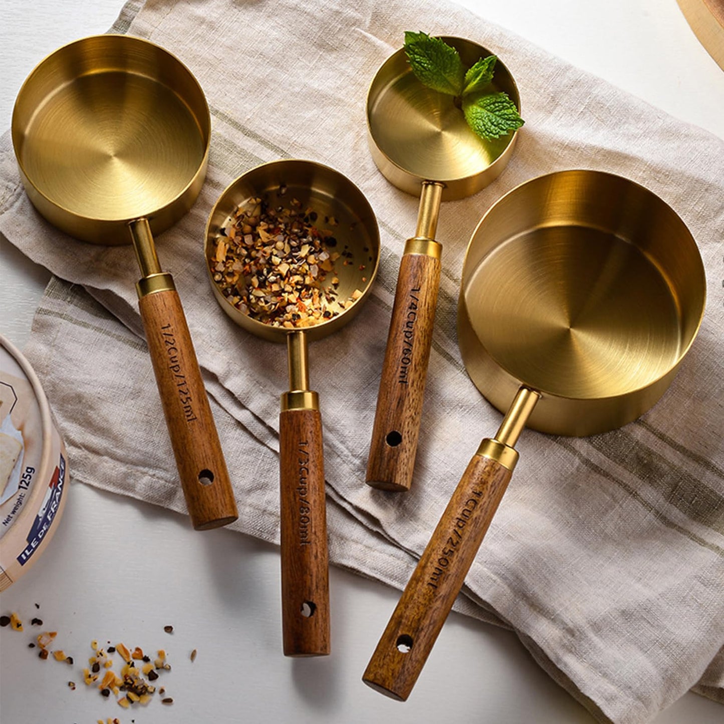 FISDEN Copper Measuring Cups and Spoon Set of 8, Stackable Kitchen Measure Tool with Handle, Metric Cups and Spoons Measuring Set for Cooking Baking