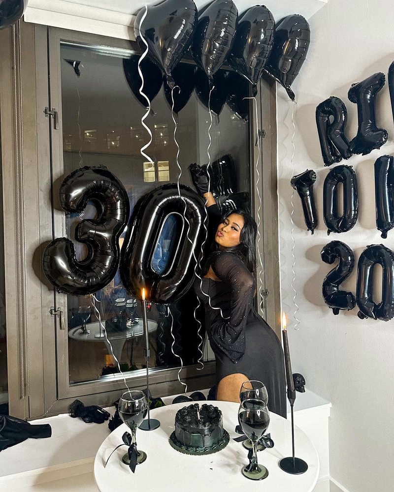 Black Number 30 Balloon 40 Inch, 30th Birthday Party Decorations for Children, Giant 30 Foil Balloon for Party Supplies