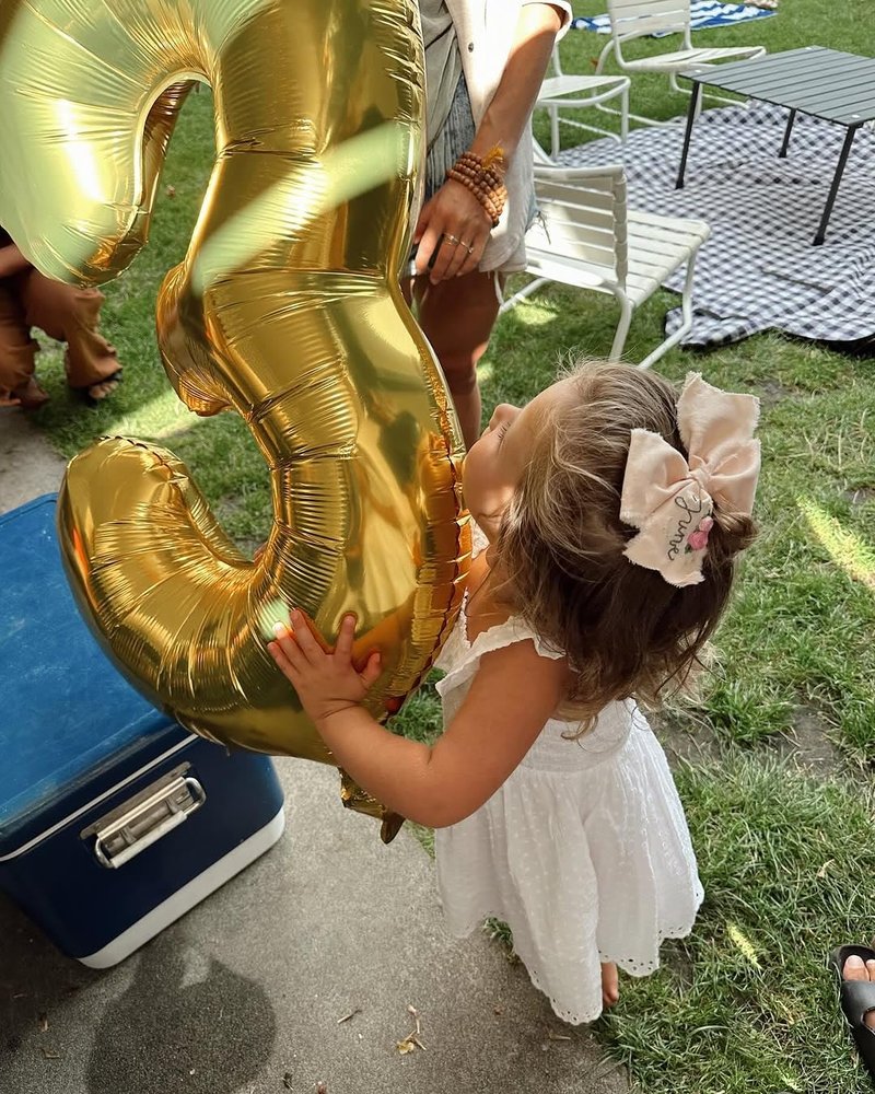 Champagne Gold 3 Balloon, Number Balloons 40 Inch, Light Gold 3rd Birthday Decorations for Kids Girls Women Party Supplies for Party Decorations, Number 3 Balloon