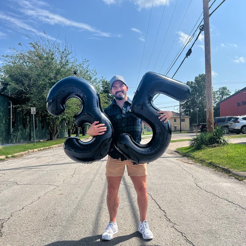 Black Number 30 Balloon 40 Inch, 30th Birthday Party Decorations for Children, Giant 30 Foil Balloon for Party Supplies