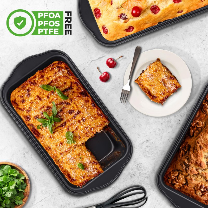 NutriChef Loaf Pans Set of 4 | Non-Stick Premium Bread Pans Quick & Even Heat Distribution | Oven Safe To 450 F | No PFOA, PFOS & PTFEs | Food Grade Carbon Steel | 11.61 x 5.98 x 2.56 Inches (Black)