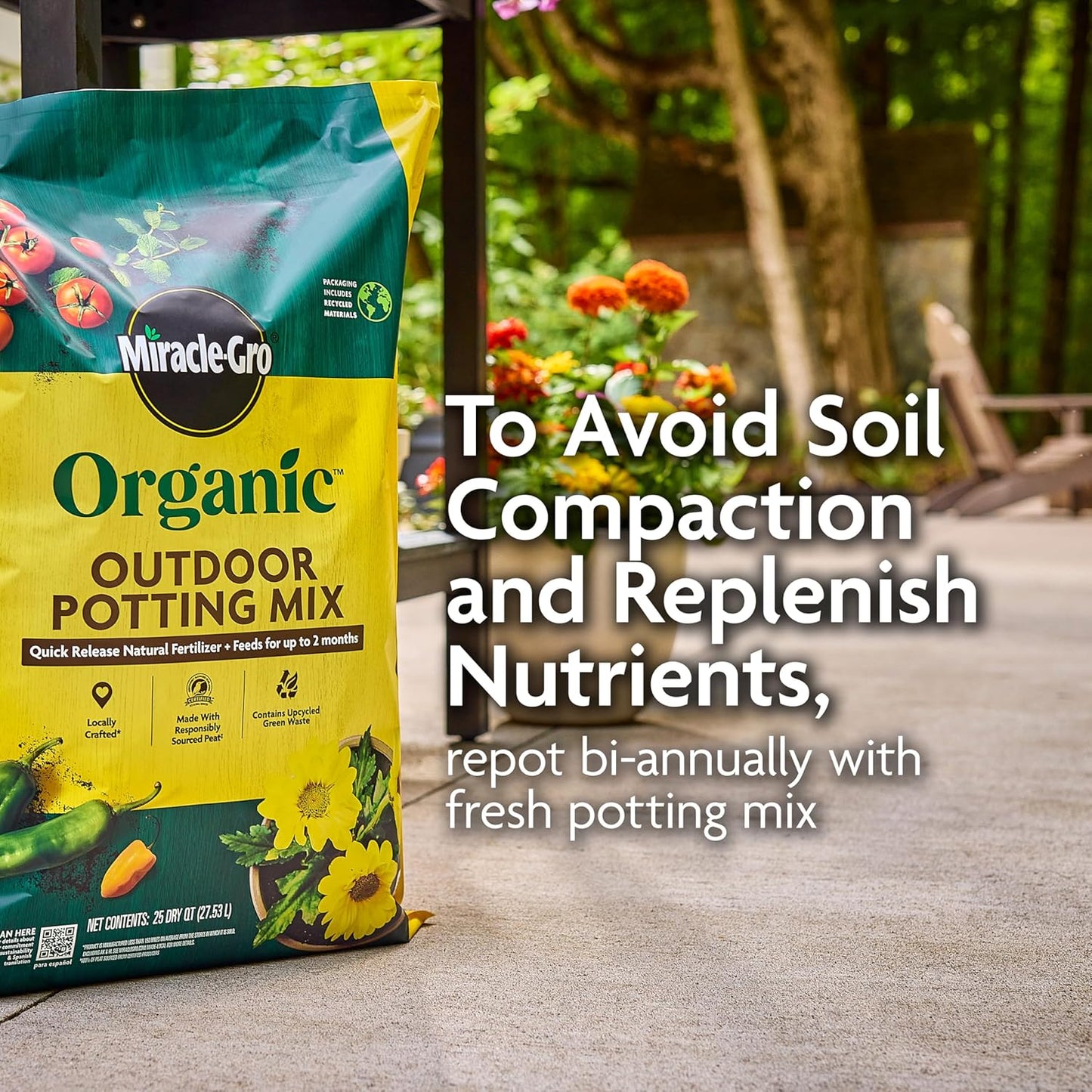 Miracle-Gro Organic Outdoor Potting Mix - Premium Soil for Container Plants | Quick-Release Fertilizer, 16 qt.